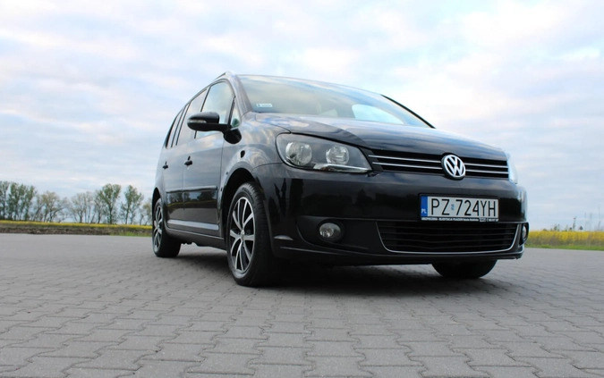 Volkswagen Touran cena 32000 przebieg: 181000, rok produkcji 2011 z Kostrzyn małe 106